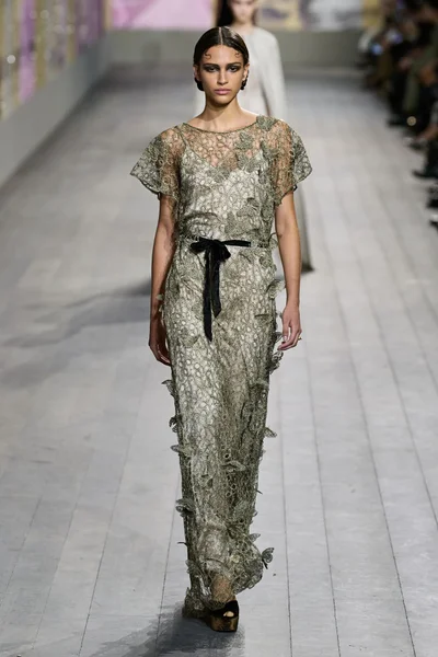 Look 55